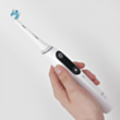 Электрическая зубная щетка Oral-B iO9 2I1.1 AD DACH RQ PL Box Белый