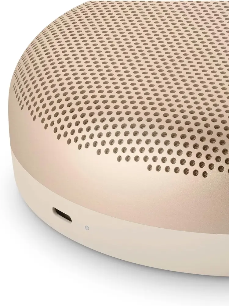 Bang & Olufsen Beosound A1 2nd Gen Gold Tone-image-4