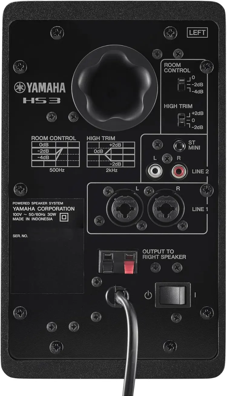 YAMAHA HS3 B-image-2