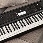 YAMAHA PSR-E383-thumb-3