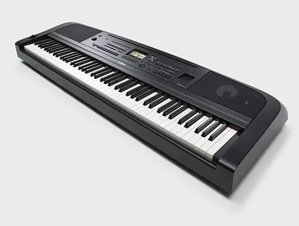 YAMAHA DGX-670B-image-1